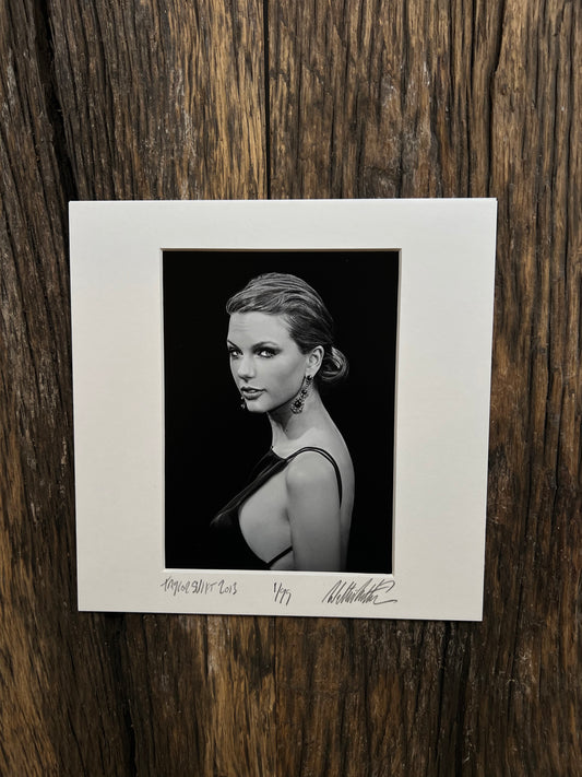 Art Print -- Taylor Swift